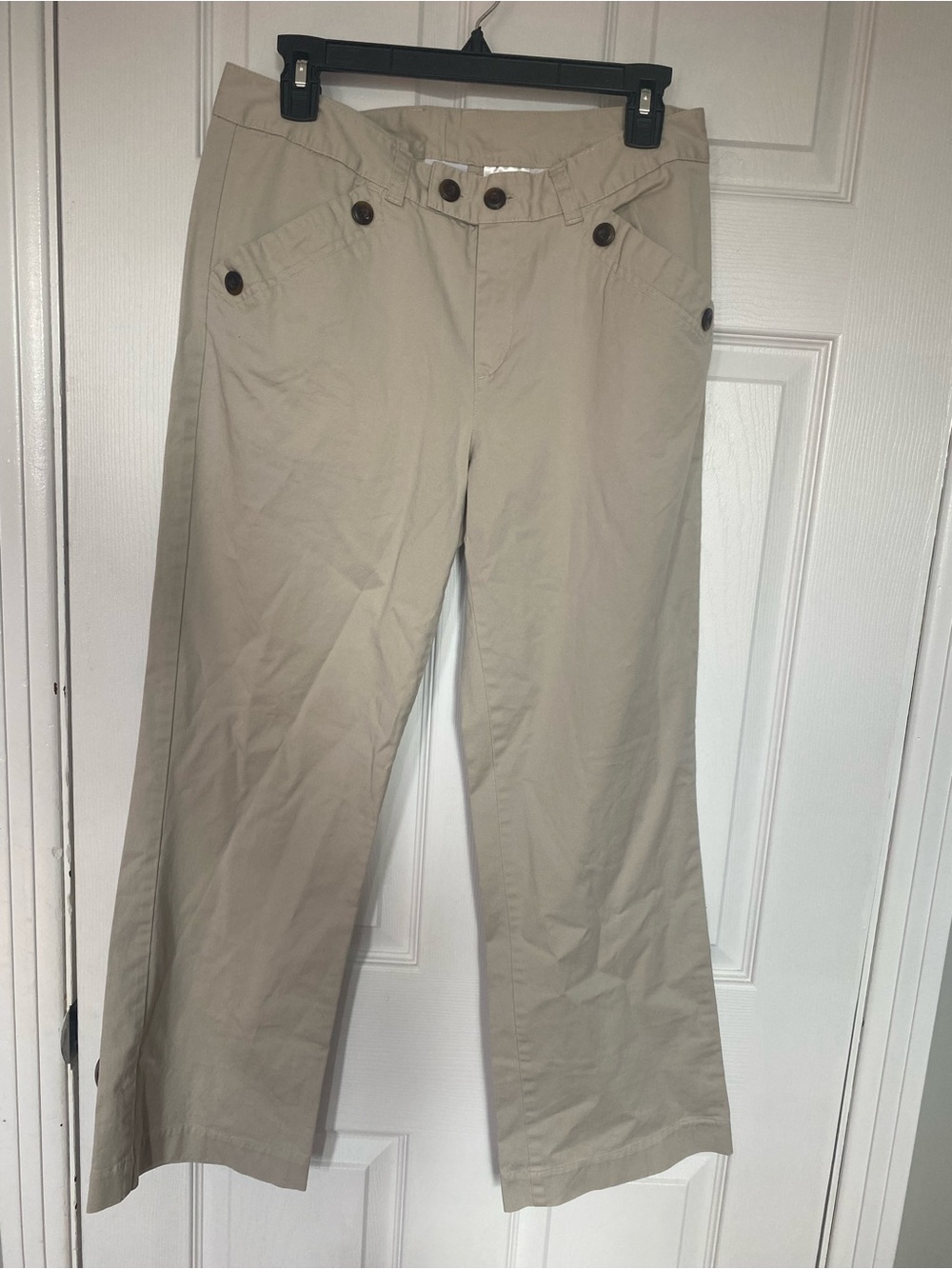 Columbia Tan Beige Chino Casual Pants Women’s Size 8 Regular Button Trim